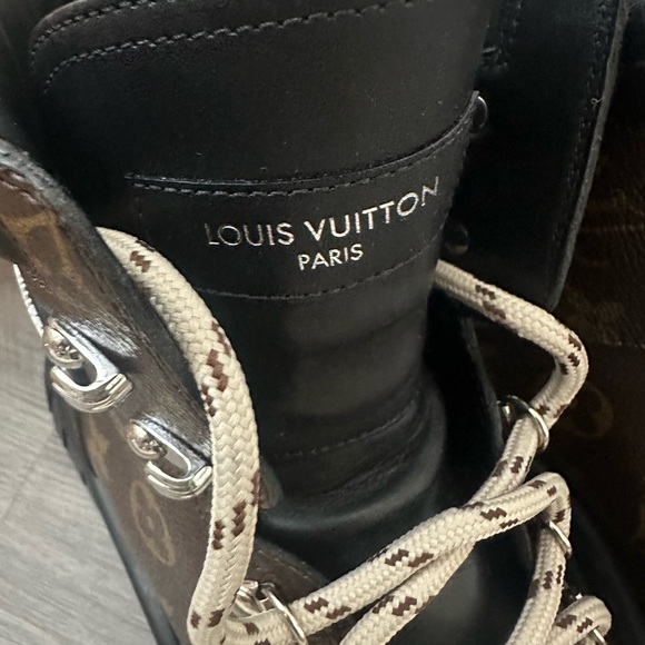 LOUIS VUITTON Ruby Flat Ranger in Women’s Size 38/US 8 - Picture 6 of 11